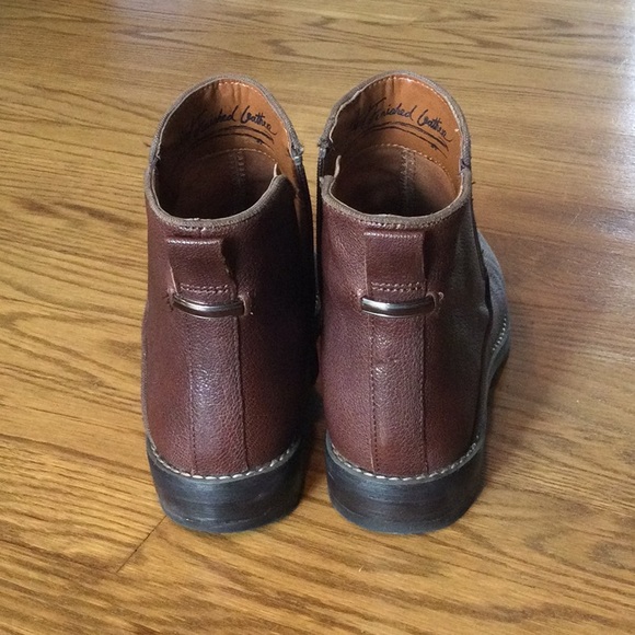 Franco Sarto brown leather side zip ankle boots - Picture 3 of 5